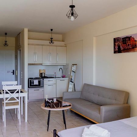 Appartement Cozy Nights à Messíni Extérieur photo